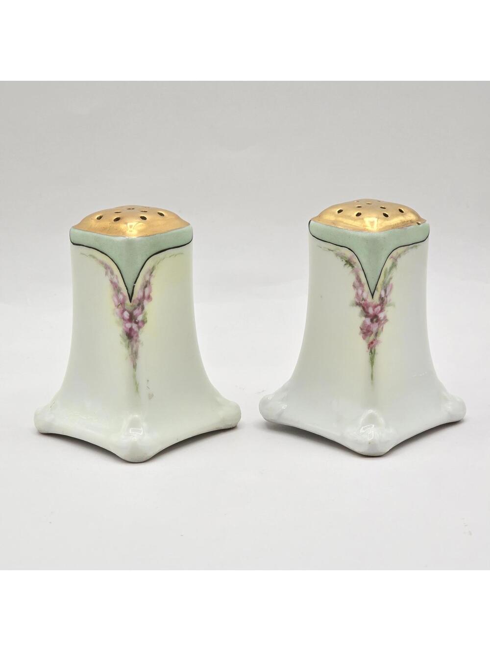 Vintage/Antique "Bavarian Favorite" Salt & Pepper Shakers